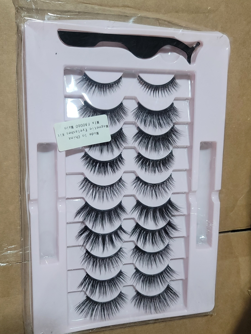 Magntic Eyelashes Set with Applicator - Black